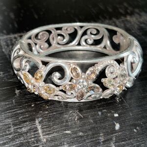 Brighton Garden of Dreams Flower Hinged Bangle Bracelet Pastel Powder Color​